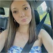 Apoyo escolar para niños de Primaria y ESO por estudiante de Psicología, con experiencia ayudando en deberes y refuerzo educativo.