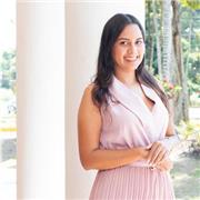 Médica general que le encanta enseñar a los demás