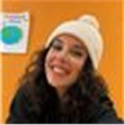 Clases a alumnos de educación infantil y primaria. Me considero una persona activa y cercana. He estudiado magisterio infantil, tengo la titulación de monitora en ocio y tiempo libre y campamentos deportivos