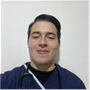 Profesor de biología para chicos de secundario