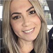 Dou aulas de Português e literatura