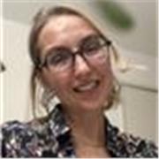 Avec 3 ans d’expérience dans l’enseignement du français aux étrangers, je propose des cours adaptés à tous les niveaux