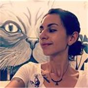 Profesora de inglés y español con experiencia en enfoque comunicativo, clases personalizadas y acompañamiento de calidad