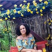 Insegnante madrelingua portoghese impartisce lezioni online