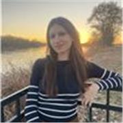 ¡Hola! Soy estudiante de Traducción y Mediación Interlingüística en la Universidad de Valencia.
Doy clases particulares de apoyo en materias como inglés, francés, castellano o valenciano. 
También ayudo con Español para extranjeros. Ya sea de conversaci