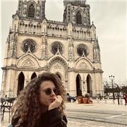 Profesora  de italiano nativa, bilingüe español, apto para cualquier edad. Conocimiento de otros idiomas como inglés y francés