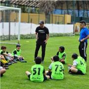 Entrenador de fútbol, técnico profesional en rendimiento deportivo