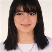 Professeur d'anglais et étudiante en droit prête à donner des cours particuliers à domicile, en ligne pour enfants, adolescents et adultes.