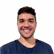 Ciao! Sono Giulio, ingegnere informatico abilitato con 9 anni di esperienza. Lavoro come AI Engineer e offro ripetizioni personali
