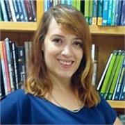 Dou aula de História, principalmente do Brasil, Sociologia e Geografia Política