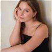 Englisch-Tutor, der gerne Kinder aller Altersgruppen unterrichtet