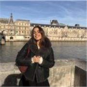 Me defino como una persona bastante dinámica y versátil. Con mucho ánimo y ganas. Daría clases a niños de 7-17 años