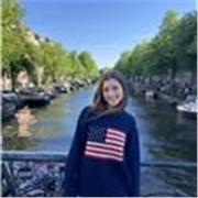 Etudiante à Londres, je parle couramment le français, l'anglais et le russe !
