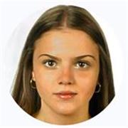 Estudiante de la UVA en la Facultad de Ciencias Económicas y Empresariales, que imparte clases online.