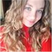 Diplomata al Liceo delle Scienze Umane e al primo anno di Scienze dell’Educazione, offro di materie umanistiche.