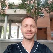 Adapto mis horarios soy tecnologo en 2 carreras en Colombia Manejo bien bien las ciencias y las matemáticas He enseñado a jóvenes y niños en el refuerzo de sus clases y tengo buena metodología de enseñanza para fácil aprendizaje Me la llevo bien con mi