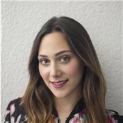 Sono docente di lingue e culture straniere con 5 anni di esperienza, offro lezioni per bambini, ragazzi e adulti, di ogni livello.