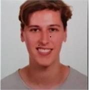 Clases de ingles de nivel básico a intermedio a alumnos de la eso o bachillerato. 
Doy clases en Fuengirola (Málaga), pero también online.