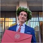 Laureato in Fisica presso l'Università di Padova, offro lezioni di Matematica o Fisica per studenti di liceo o università