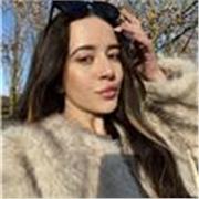 Od 4 lat prowadzę indywidualne
lekcje językowe, dostosowując je do
poziomu, wieku i potrzeb ucznia.
Nauczam zarówno dzieci,
nastol