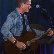 Experienced Pro Musician teaching beginner Singing, Guitar, Piano/Keyboards, Bass & Drums