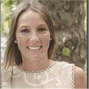 Profesora de Educación física, entrenadora personal para todos los niveles. 