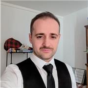 Prof d'anglais en collège et lycée, passionné de musique et d'histoire.