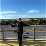 Maestro de Inglés con experiencia en clases para niños y adultos