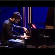 Lezioni di pianoforte professionali per tutti i livelli e tutte le età. 
