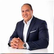 Me defino como un profesional con alta capacidad pedagógica producto de 30 años de experiencia dando clases a nivel de grado ybpos