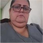 Profesora de primaria ofrece refuerzos a estudiantes