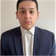 Profesor de Economía y Finanzas para Bachillerato, Universidad y ESO. Carrera en Economía y Finanzas