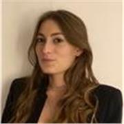 Je suis diplômée d’une licence économie et de finance, et je suis actuellement en master 1 du programme grande école de l’EDHEC 