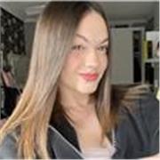 Maestra de Primaria con un inglés avanzado y fluido adquirido en los Estados Unidos. Puedo ofrecer todo tipo de materias.