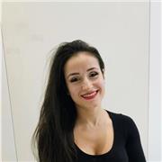 Sei alla ricerca di un insegnante serio e competente? Non esitare a contattarmi, studieremo insieme un piano su misura per te.