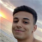 Profesor de matematicas para alumnado de entre 6 y 11 años equivalentes a la etapa de educacion primaria. Serio y responsable