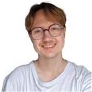 A passionate linguist who studied French, German, and Mandarin at university, I am looking to teach British English learners.