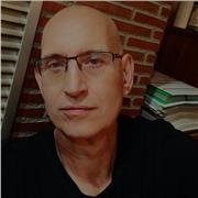 Professor superior con experiencia