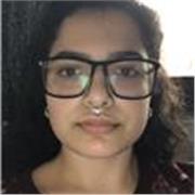 Insegnante di inglese, studentessa di scienze della formazione primaria, diplomata al liceo linguistico