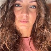 Maestra de Infantil y Primaria, imparte clases de todas las asignaturas. Apoyo y técnicas de estudio a cursos superiores