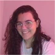 Professora particular de inglês com experiência em aulas online para adolescentes e adultos