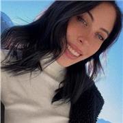 Offro lezioni private di lingua a tutti, da livelli base fino ad arrivare ai più alti, adattandoli ad ogni richiesta ed esigenza.