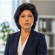 Erfahrene Mathematik-Lehrerin bietet geduldige Nachhilfe für Schüler aller Klassen