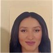 Me defino como una persona responsable, paciente y comprometida. Me gusta trabajar con niños y ayudarles en su aprendizaje diario.