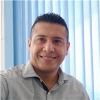 Profesional con amplia experiencia en diferentes areas y sectores de empresas del sector privado