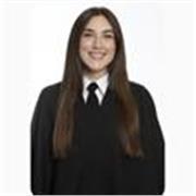 Profesora de apoyo escolar especializado en clases para niños de forma presencial