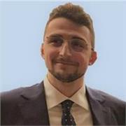 Economista a livello Master (Dottorato in corso), offre lezioni private per studenti di università (triennale e magistrale)