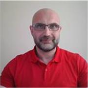 Multilingual Spanish tutor with experience teaching languages and training learners, offering structured online Spanish lessons. 