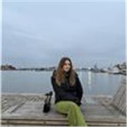 Se cerchi un tutor in inglese e economia, sono quella giusta per te! L’età è indifferente, non è mai troppo tardi!