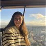 Maestra de inglés para niños, jóvenes y adultos para reforzar conocimientos o practicar inglés
